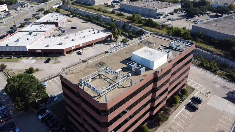 Flat Roof Expertise in Action on a Commercial Building image